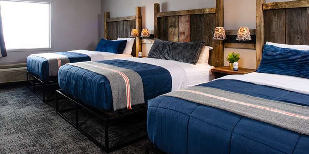 01 Hotels and Motels Hero D