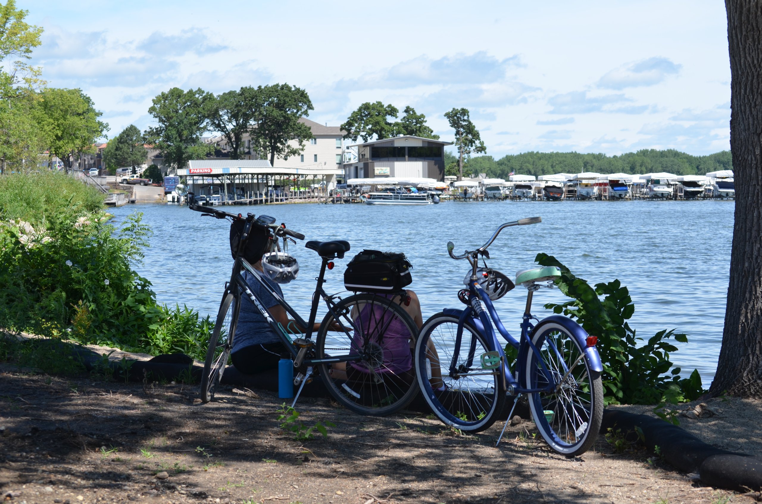 West Lake Bike Route 5 Bike Trail