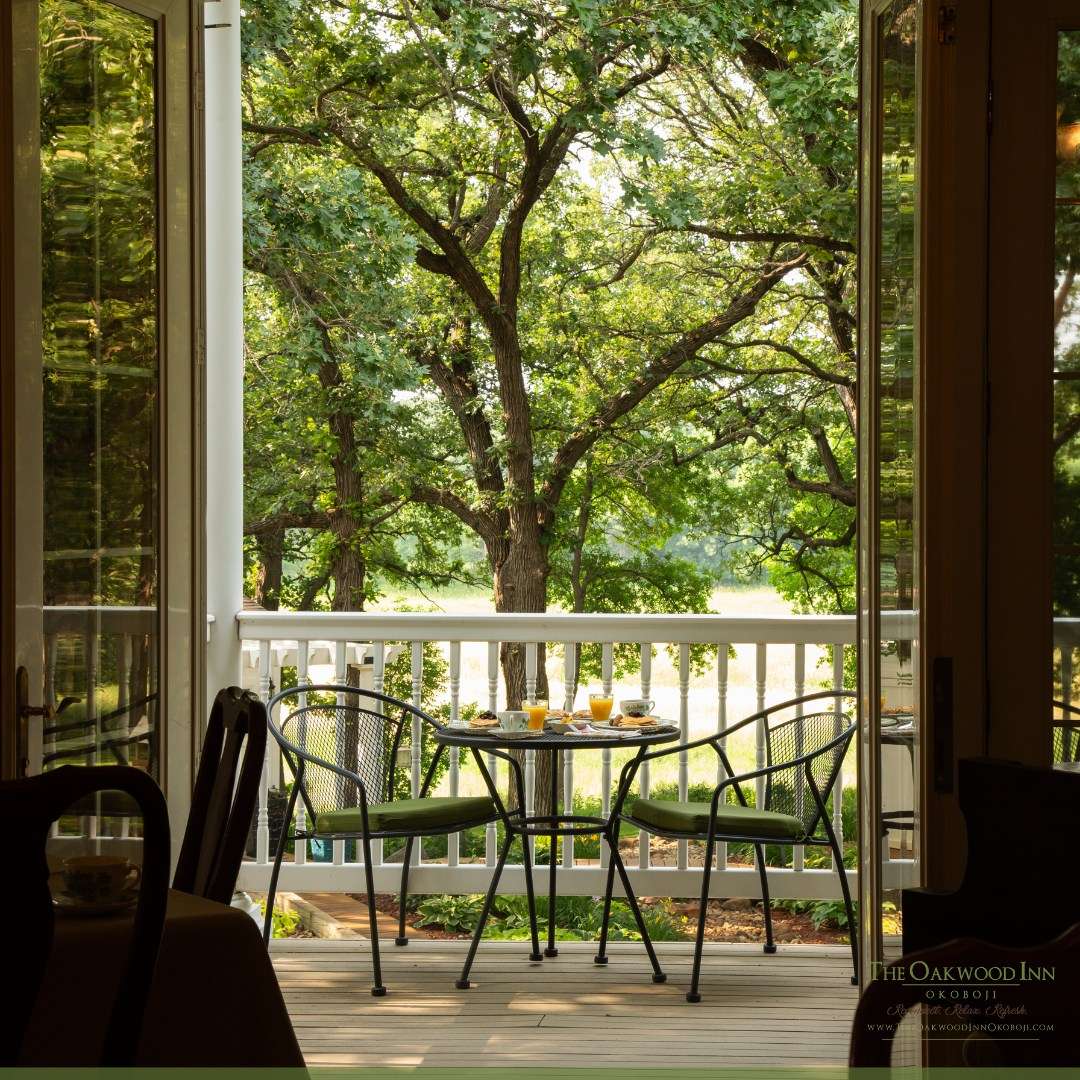428329923_974988014245139_201712697230682956_n The Oakwood Inn