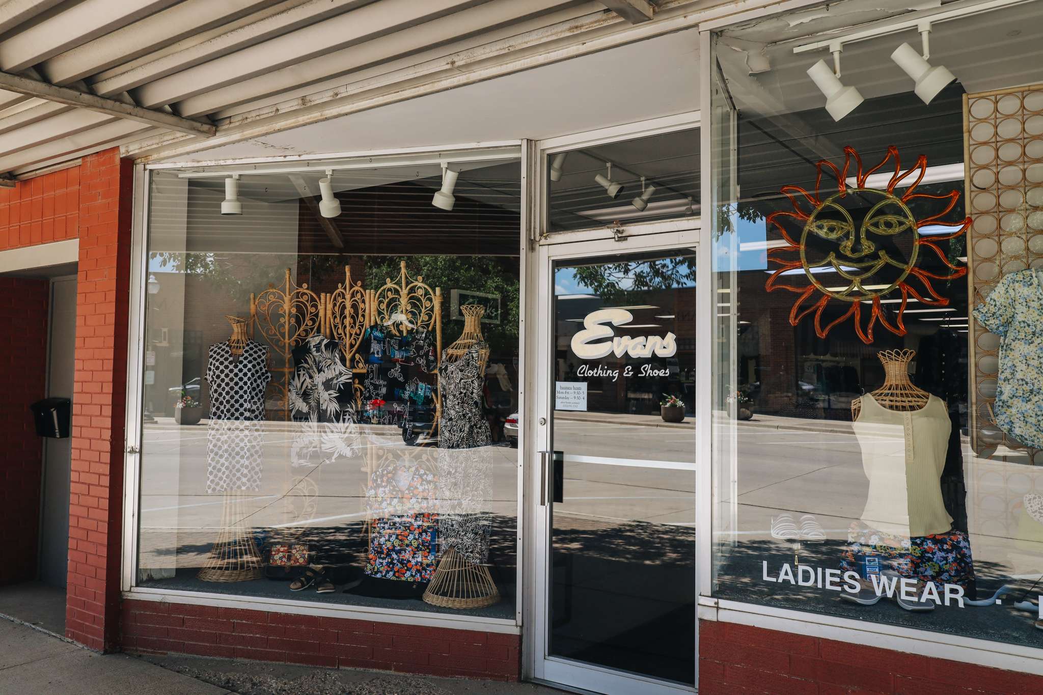 Evans Clothing and Shoes