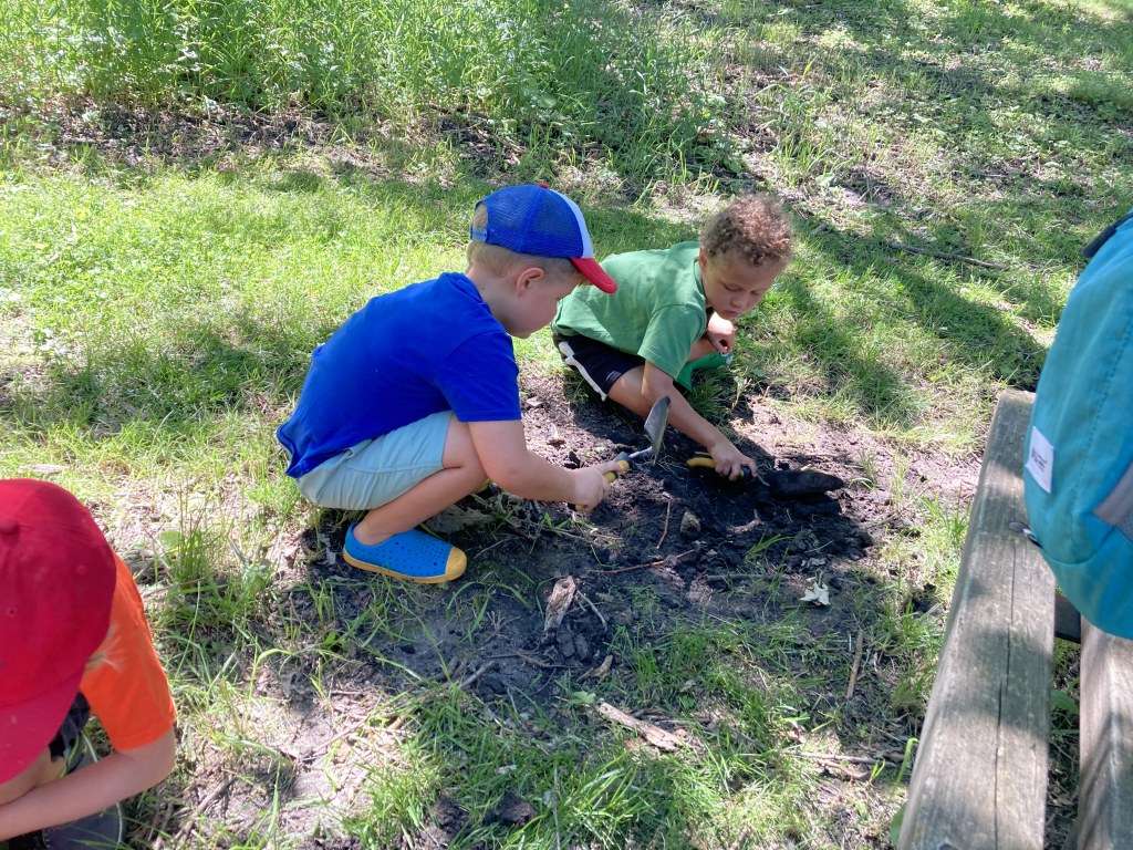Summer Camp: "Giggles" Partnership Camp 14 672e54e9d27fa947bd054175