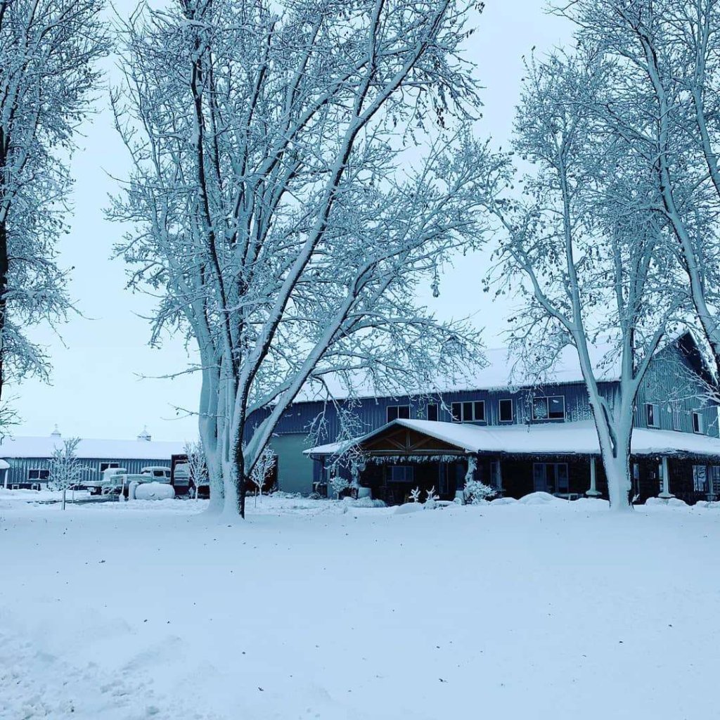 Okoboji Couples Winter Escape 17 round lake winery
