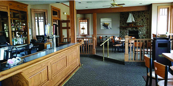 CrescentBeachPub