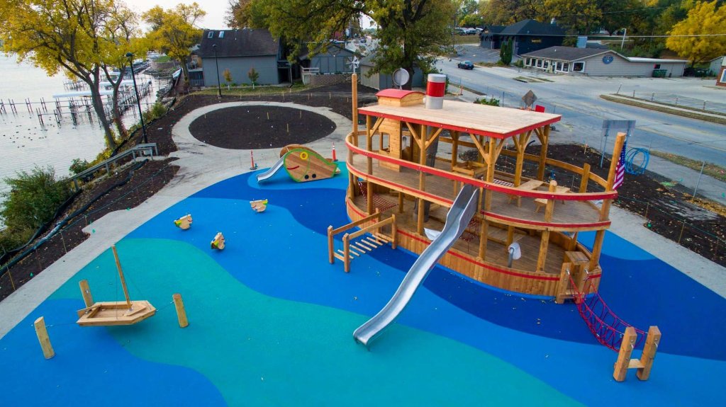 Okoboji: All Things New 40 minnie queen