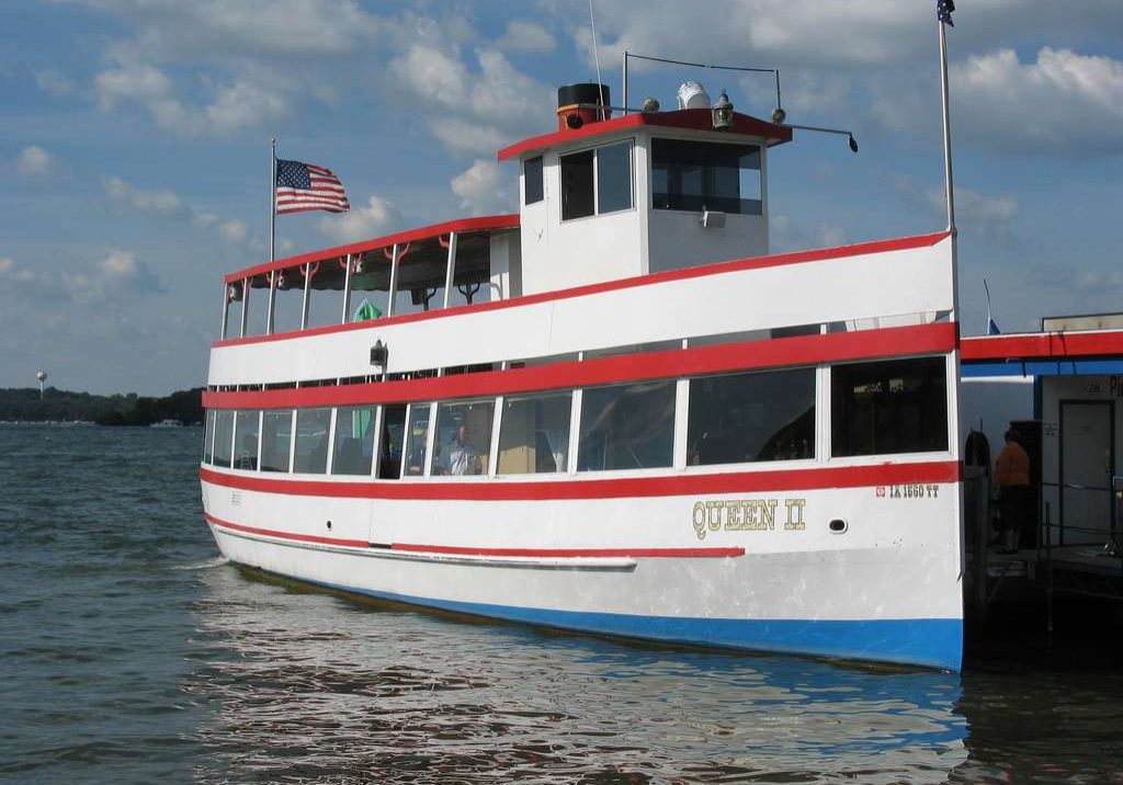 Queen II ship