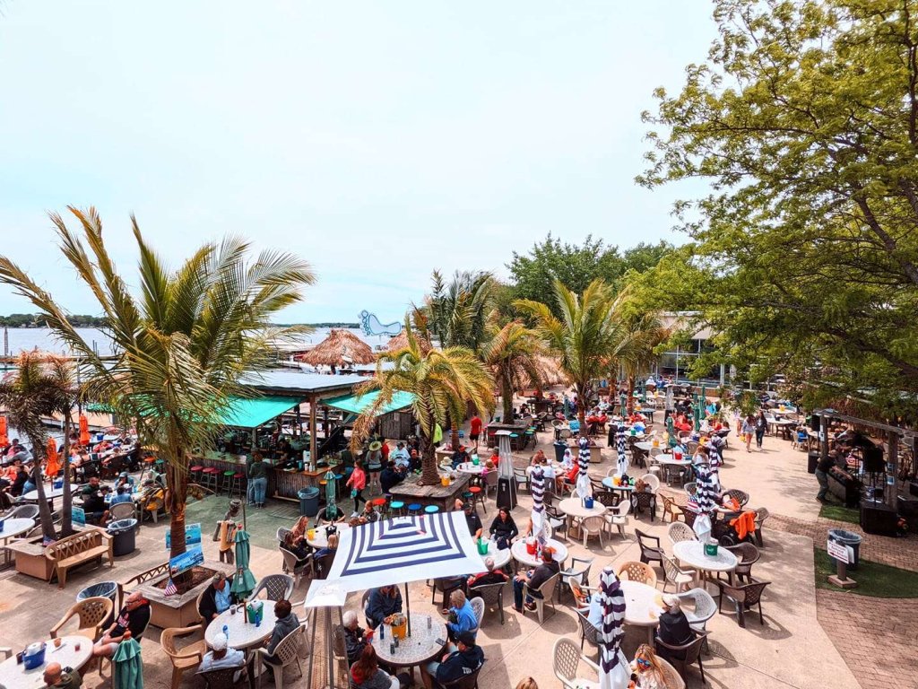 Barefoot Bar