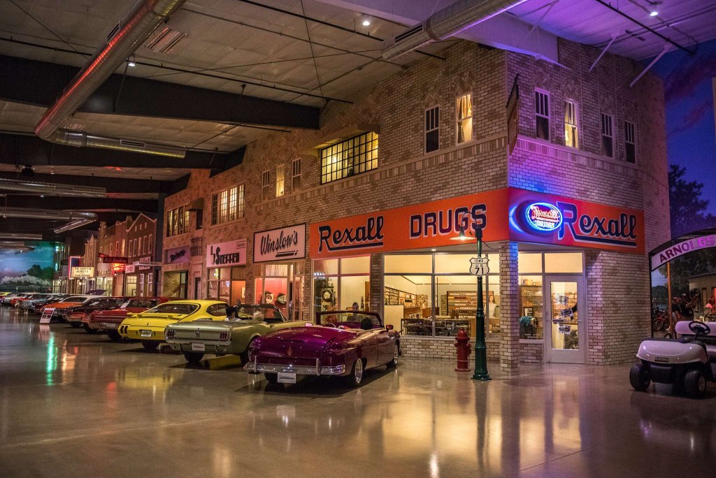 Okoboji Fall Couples Getaway 9 museum