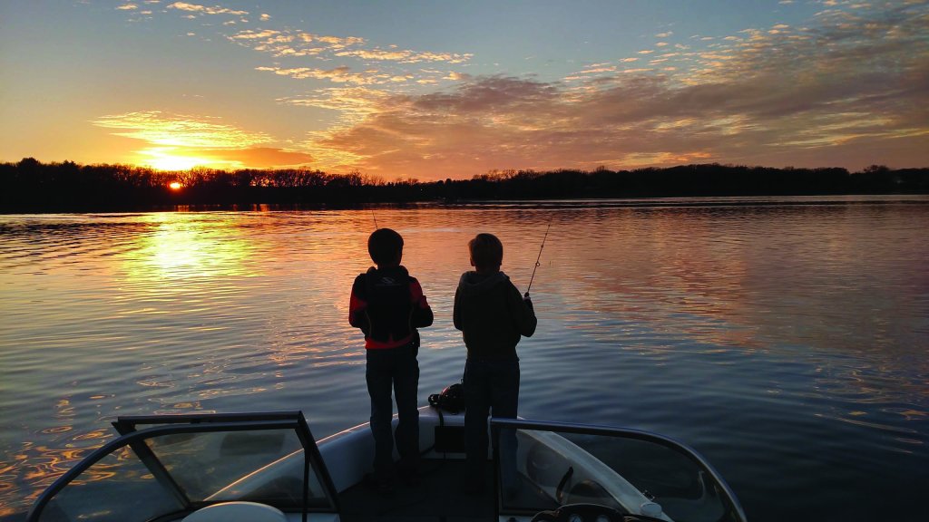 Fishing the Iowa Great Lakes: A Premier Midwest Outdoor Adventure 9 IMG 20151102 170157401 HDR