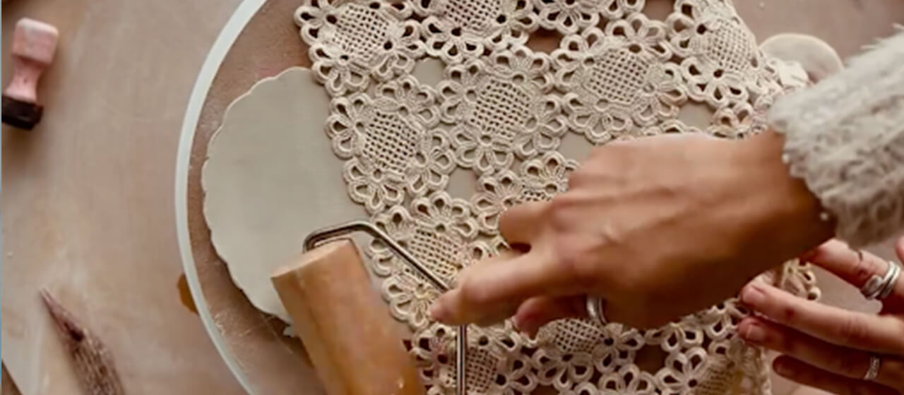 lace platter header