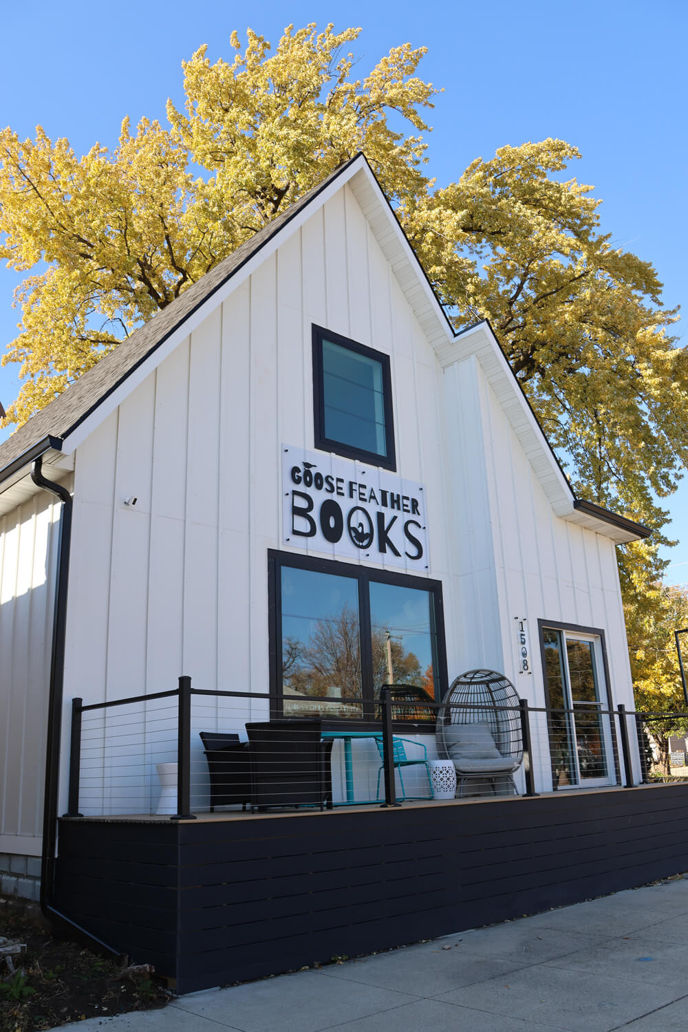 Mari L Miller Book Signing